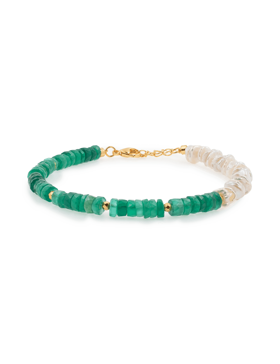 AURA DUO Green Agate Pearl Bracelet with gold spacer beads, showcasing a blend of green agate and natural pearls.