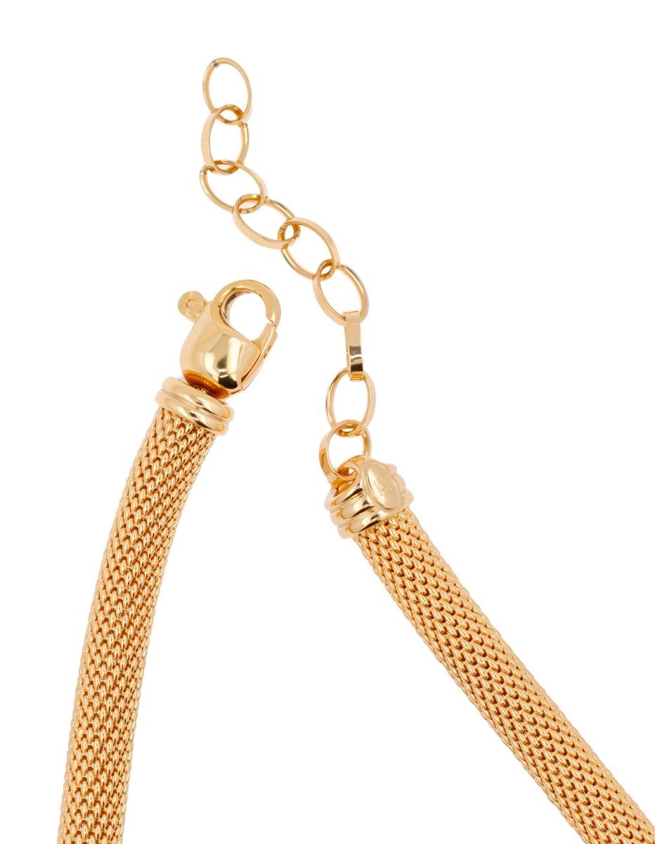 Close-up of dewdrop mesh links and secure clasp in necklace – BEAMMORE craftsmanship