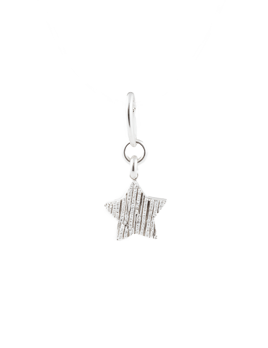 Growth Star charm in 925 sterling silver with a brushed finish, symbolizing personal evolution and direction.