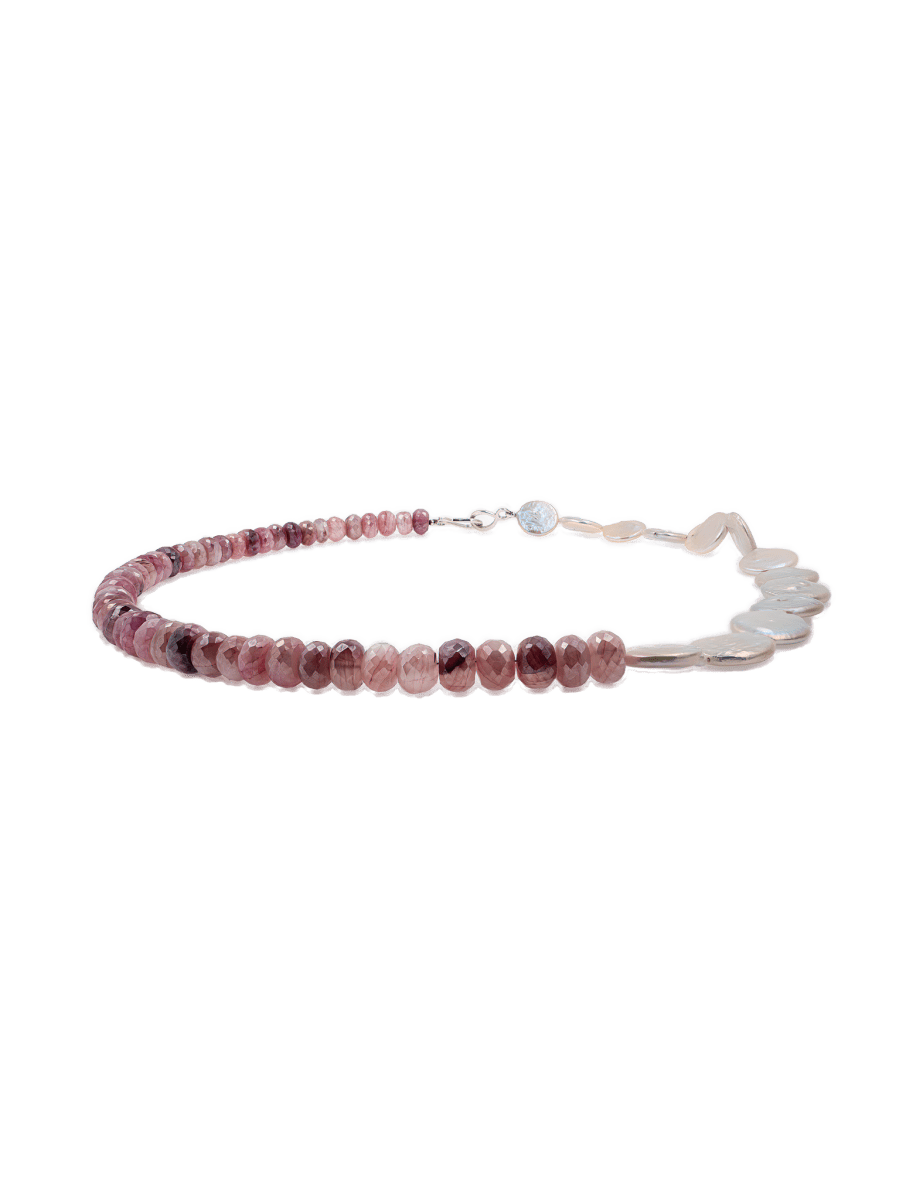 New York Clear Quartz & Pearl Necklace showcasing pearl and quartz beads in harmonious colors.