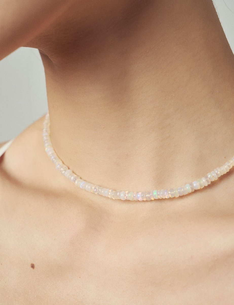 Model wearing BEAMMORE opal beaded necklace – Minimal, stackable style