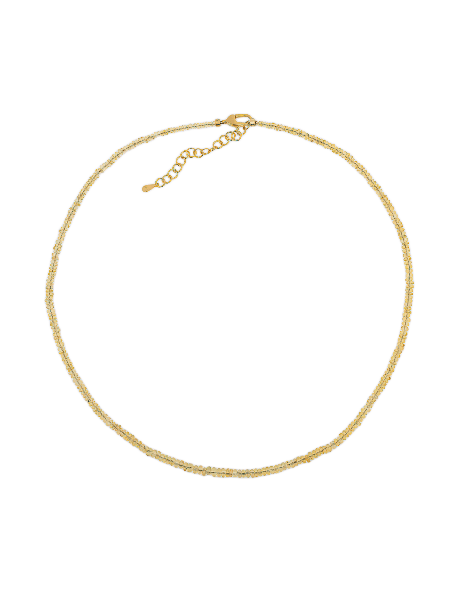 Elegant gold necklace with a simple chain design, perfect for both casual and formal wear.